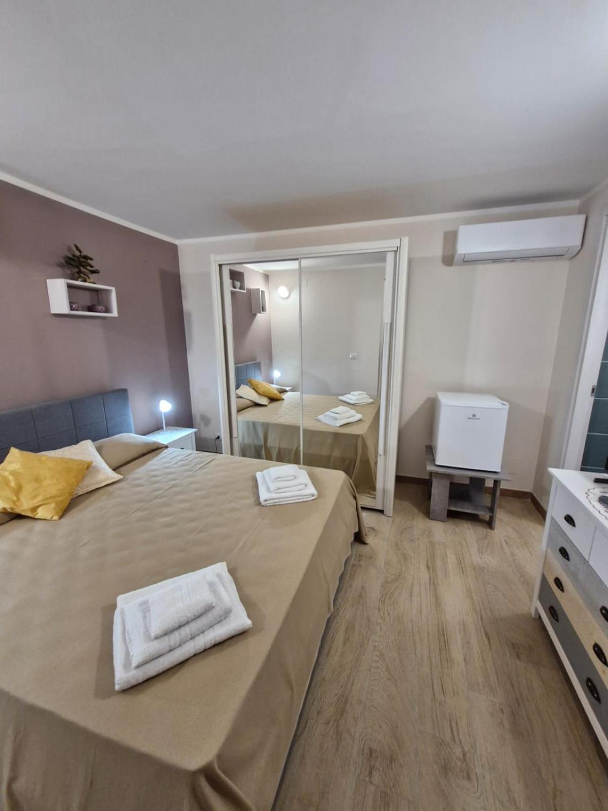 Medea Apartment Syracuse Luaran gambar